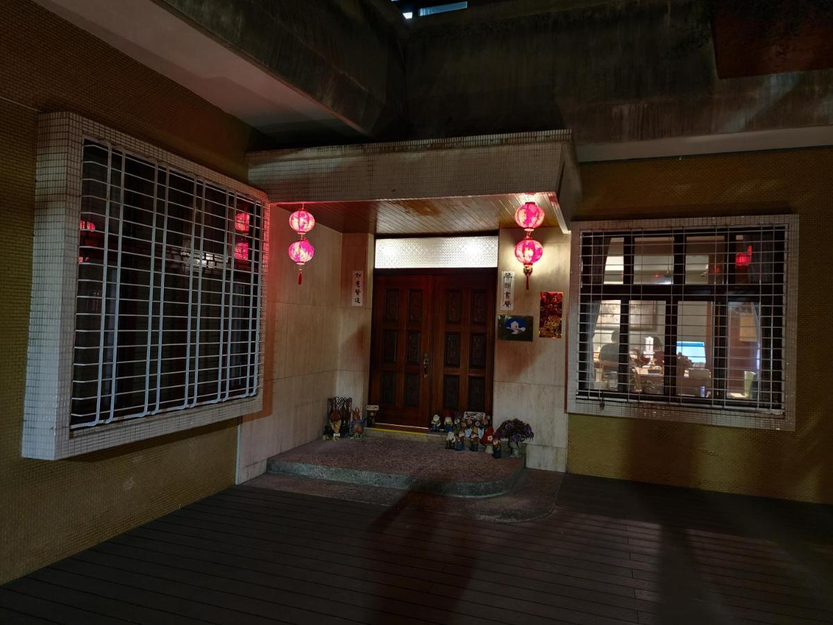 藏風民宿the Wind Guesthouse 2022 Tainan Esterno foto